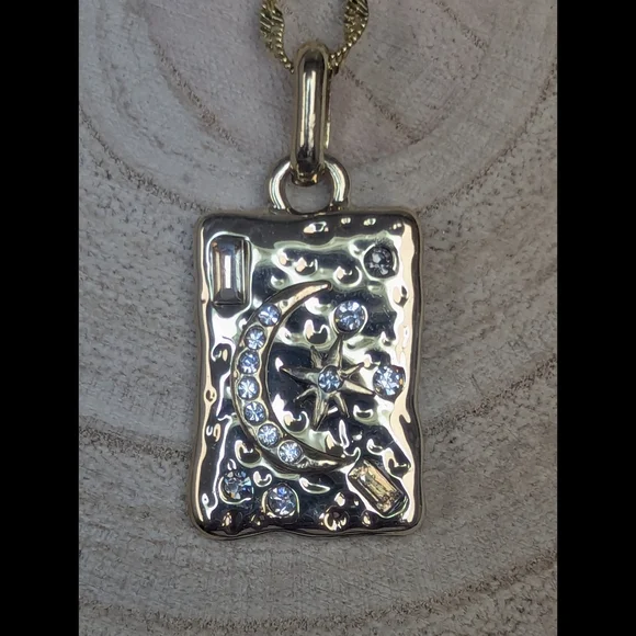 Moon & Starburst Celestial Necklace 18K Gold Plated Rope Chain - Picture 7 of 7